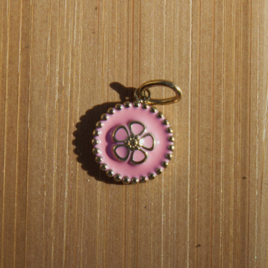 Breloque trèfle rose